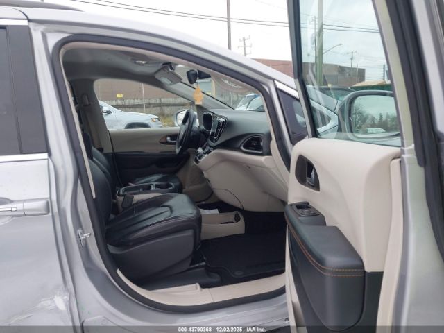 2017 CHRYSLER PACIFICA 2C4RC1BG7HR538145 Photo 4