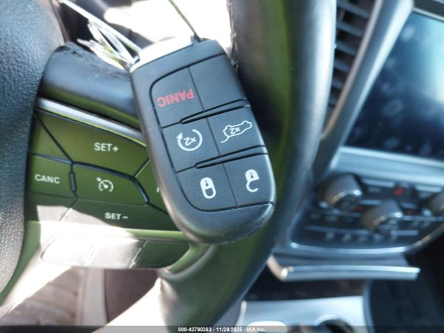 2018 JEEP GRAND CHEROKEE 1C4RJFAGXJC229708 Photo 10