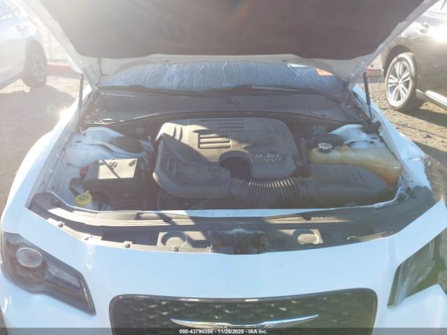 2018 CHRYSLER 300 2C3CCABG8JH142828 Photo 9