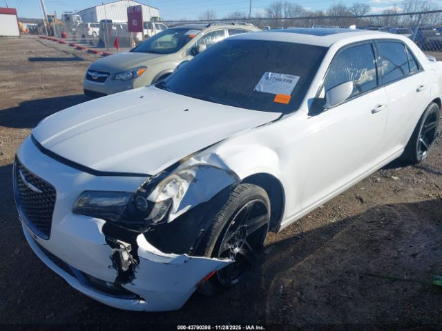 2018 CHRYSLER 300 2C3CCABG8JH142828 Photo 5