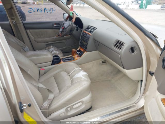 1998 LEXUS LS 400 JT8BH28FXW0127870 Photo 4