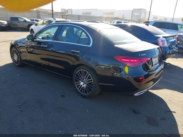 2022 MERCEDES-BENZ C 300 W1KAF4GB5NR057045 Photo 2