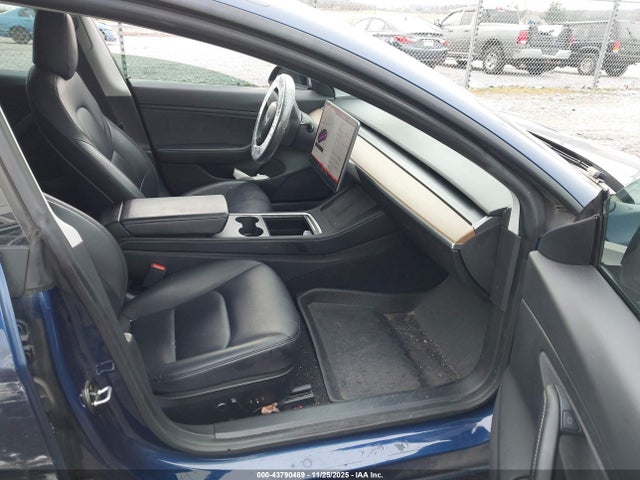 2021 TESLA MODEL 3 5YJ3E1EB3MF914944 Photo 4