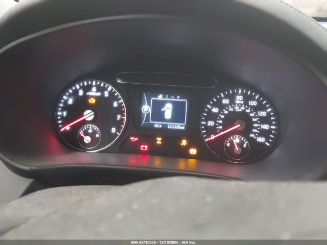 5XYPGDA31JG359041 KIA Sorento 2.4l Lx