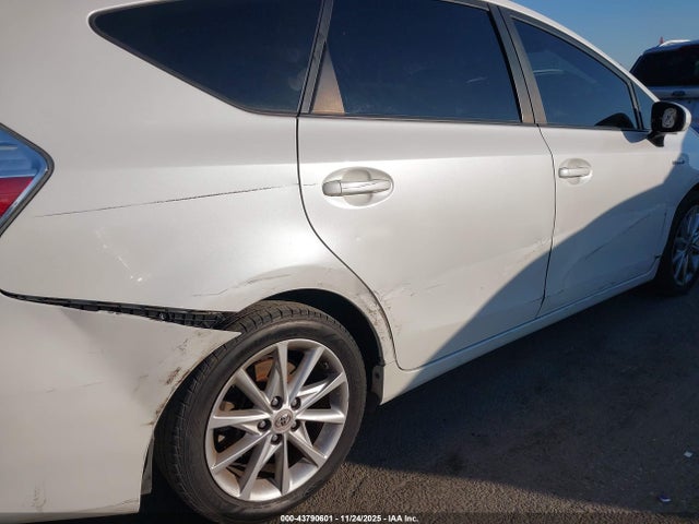 2012 Toyota Prius V Five მანქანა იყიდება აუქციონზე, vin: JTDZN3EU6C3138814, აუქციონის ნომერი: 43790601