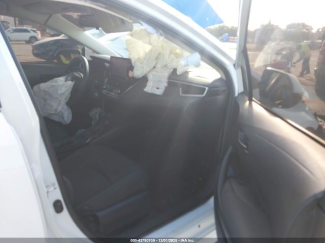 2022 TOYOTA COROLLA 5YFEPMAE5NP293670 Photo 4