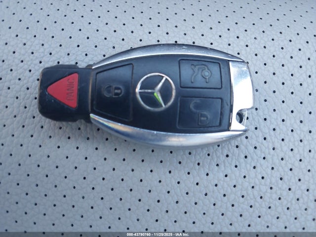 WDCGG8JB0EG295568 Mercedes-Benz Glk 350 4matic