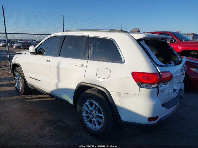 2019 JEEP GRAND CHEROKEE 1C4RJEAG0KC833196 Photo 2