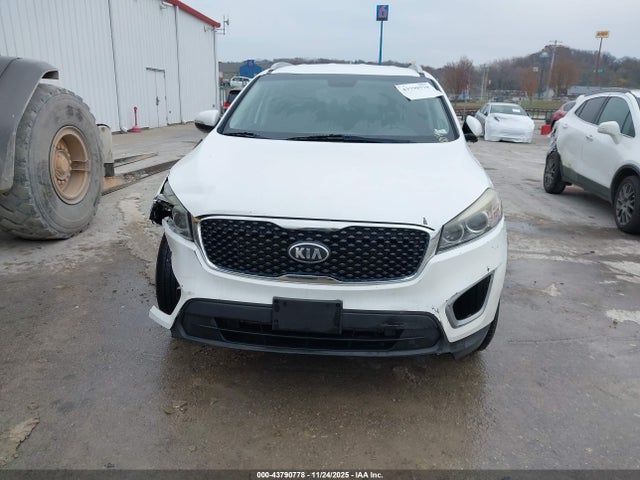 KIA Sorento 2017 5XYPGDA55HG197443 Image 12