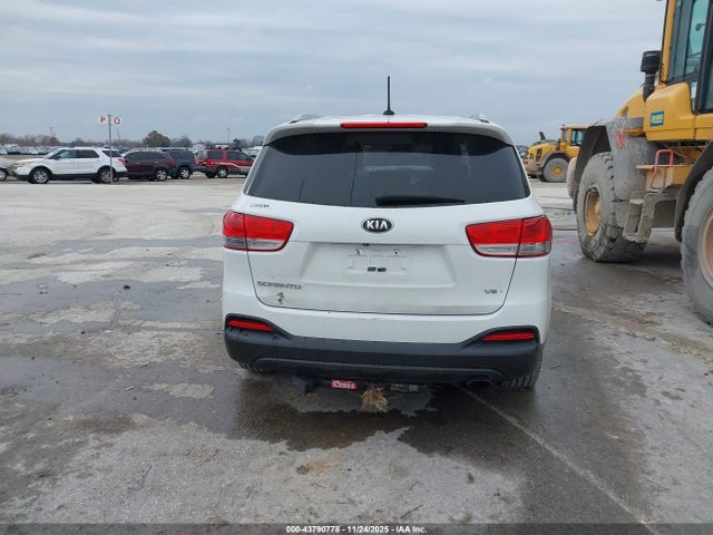 KIA Sorento 2017 5XYPGDA55HG197443 Image 16