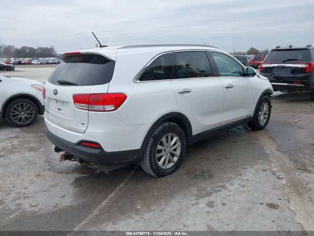 KIA Sorento 2017 5XYPGDA55HG197443 Image 4