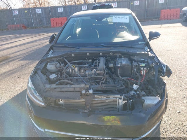 43790784 :رقم المزاد ، 3VWG57AU6KM033656 vin ، 2019 Volkswagen Golf مزاد بيع