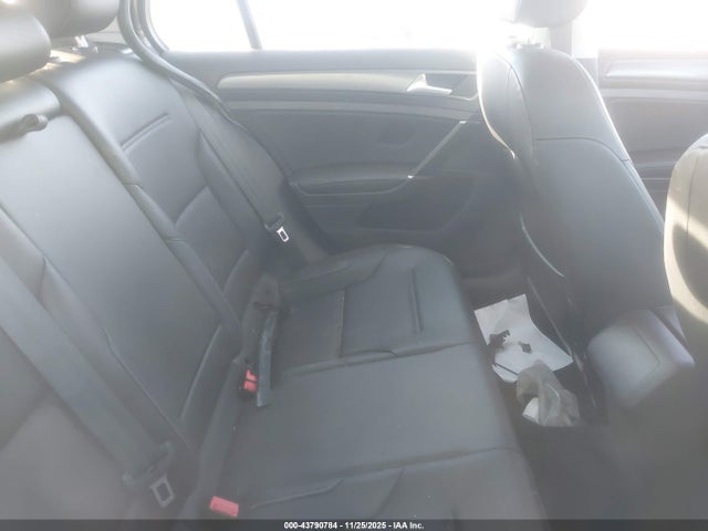 43790784 :رقم المزاد ، 3VWG57AU6KM033656 vin ، 2019 Volkswagen Golf مزاد بيع