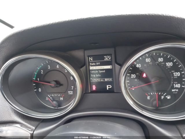 2011 JEEP GRAND CHEROKEE 1J4RR4GT3BC510391 Photo 6