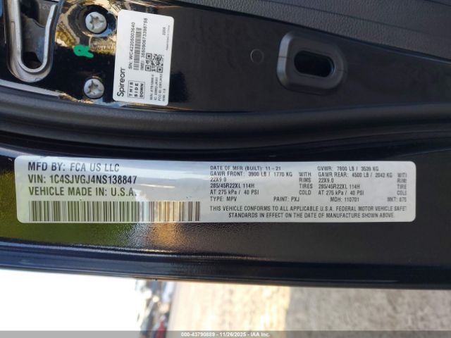 2022 JEEP GRAND WAGONEER 1C4SJVGJ4NS138847 Photo 8