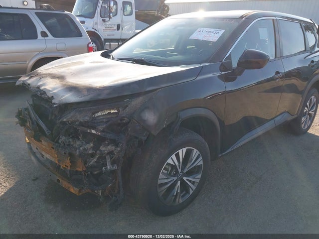 JN8BT3BB7PW472532 Nissan Rogue Sv Intelligent Awd