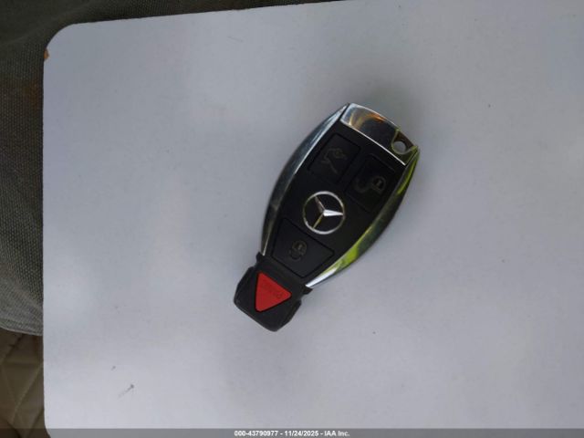 2011 MERCEDES-BENZ C 300 WDDGF8BBXBR147876 Photo 10