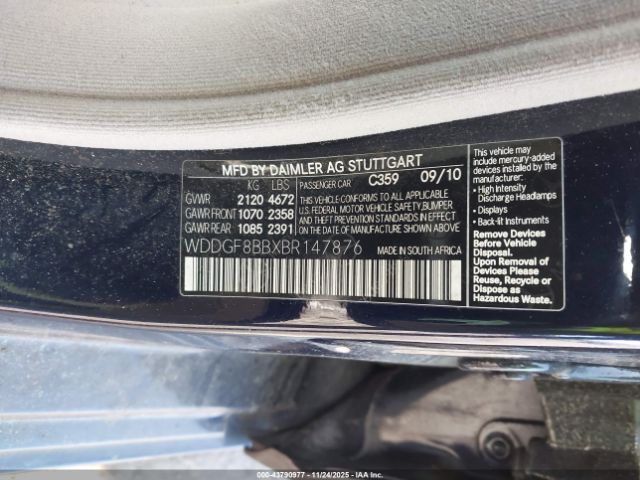 2011 MERCEDES-BENZ C 300 WDDGF8BBXBR147876 Photo 8