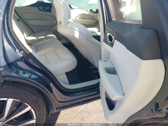 2025 VOLVO XC60 YV4M12RC9S1152800 Photo 7