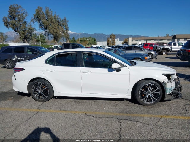 4T1B11HK2KU735216 Toyota CAMRY SE