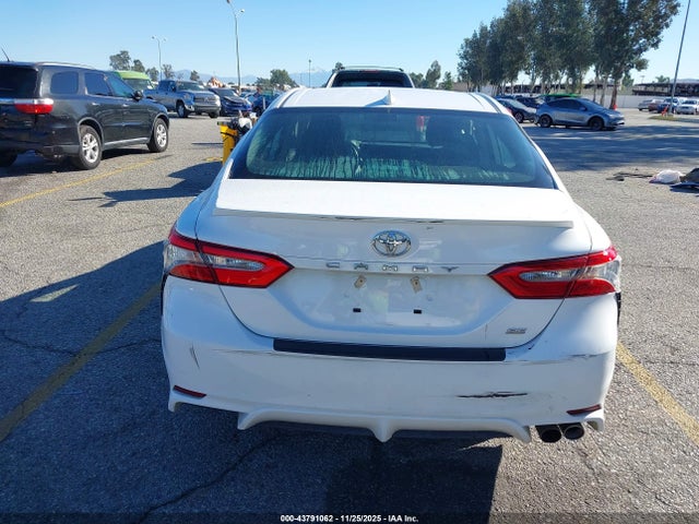 4T1B11HK2KU735216 Toyota CAMRY SE
