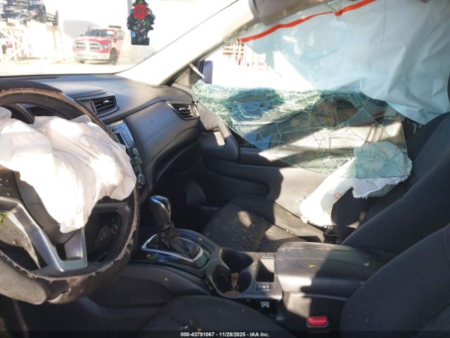 2019 NISSAN ROGUE KNMAT2MV3KP550994 Photo 4