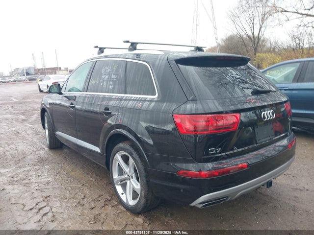 2019 AUDI Q7 WA1VAAF79KD010125 Photo 2