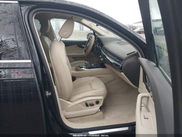 2019 AUDI Q7 WA1VAAF79KD010125 Photo 4