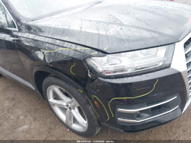 2019 AUDI Q7 WA1VAAF79KD010125 Photo 5