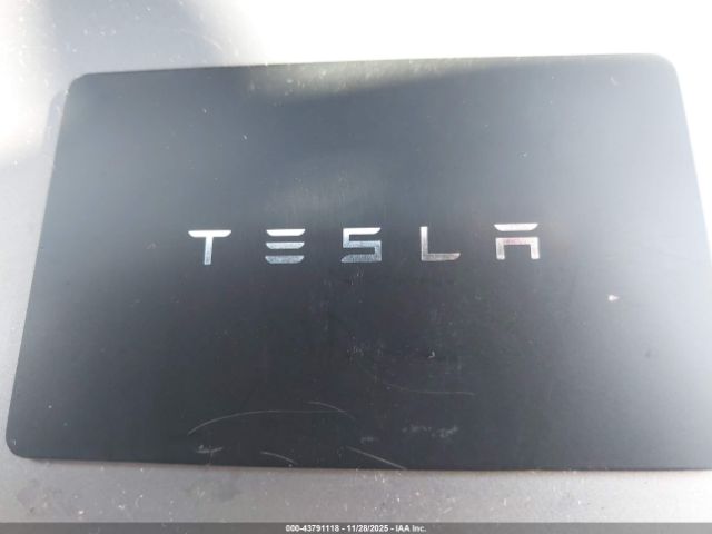 2024 TESLA MODEL Y 7SAYGDEE9RF090860 Photo 10