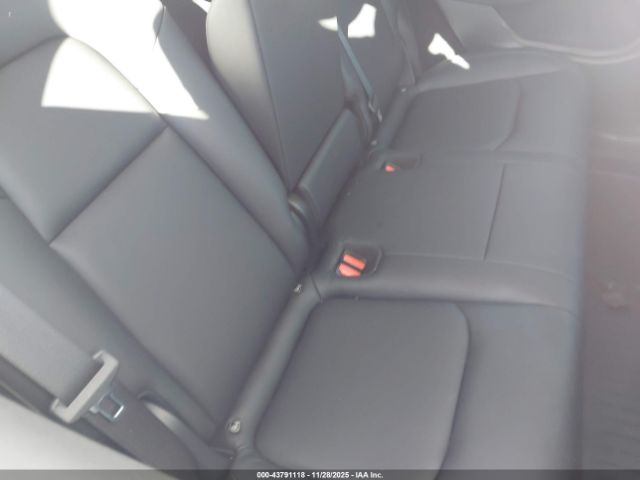 2024 TESLA MODEL Y 7SAYGDEE9RF090860 Photo 7