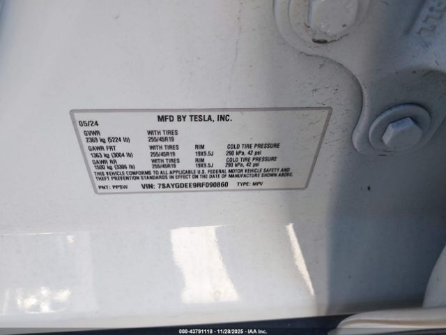 2024 TESLA MODEL Y 7SAYGDEE9RF090860 Photo 8