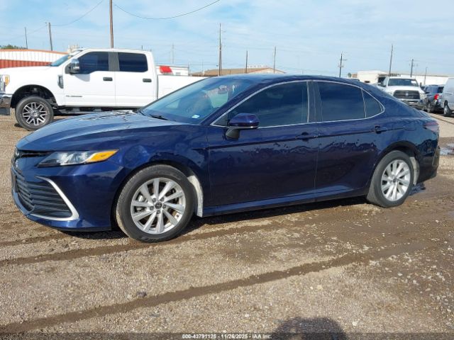 2022 TOYOTA CAMRY 4T1C11AK6NU617463 Photo 1