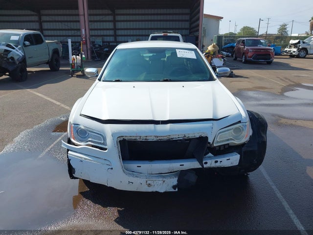 43791132 :رقم المزاد ، 2C3CCAAG6DH697475 vin ، 2013 Chrysler 300 Motown مزاد بيع