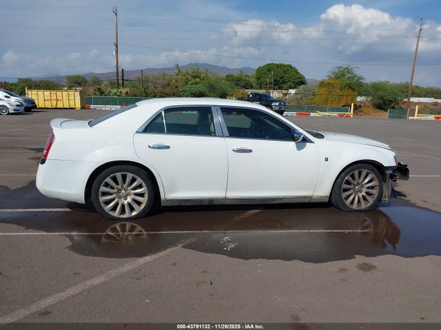 43791132 :رقم المزاد ، 2C3CCAAG6DH697475 vin ، 2013 Chrysler 300 Motown مزاد بيع