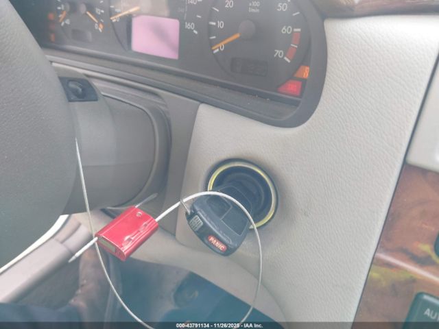 2000 MERCEDES-BENZ E 320 WDBJH82J3YX031052 Photo 10