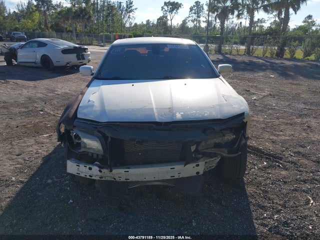 43791189 :رقم المزاد ، 2C3CCABG0MH537039 vin ، 2021 Chrysler 300 300s مزاد بيع