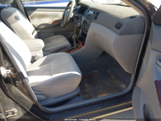 2004 TOYOTA COROLLA JTDBR32E642028761 Photo 4