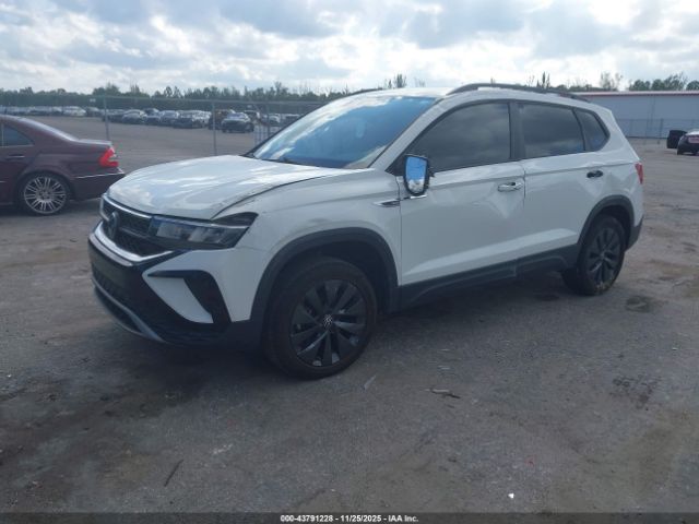 2023 VOLKSWAGEN TAOS 3VVCX7B2XPM304428 Photo 1