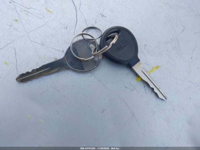 2001 CHRYSLER TOWN & COUNTRY 2C4GP44381R335682 Photo 10