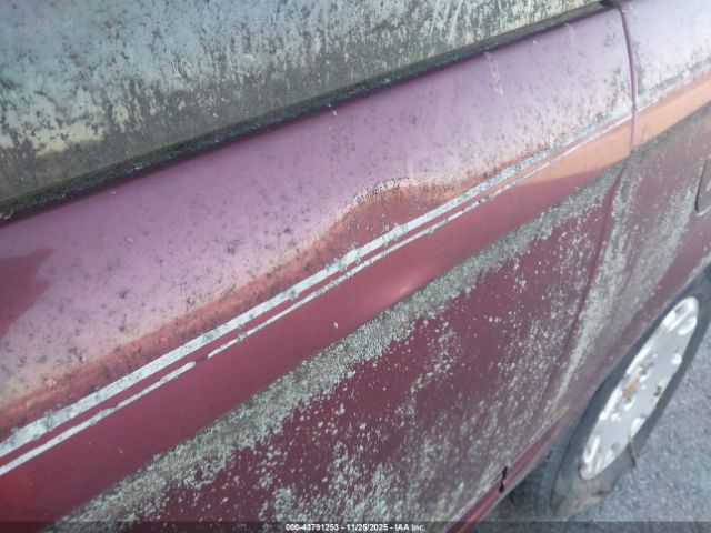 2001 CHRYSLER TOWN & COUNTRY 2C4GP44381R335682 Photo 5