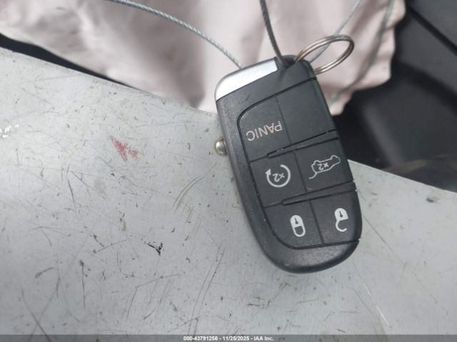 2019 JEEP GRAND CHEROKEE 1C4RJEBG1KC656740 Photo 10