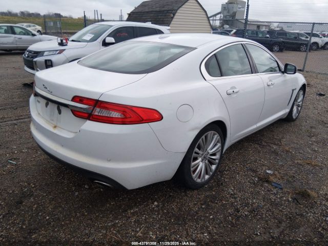 2012 JAGUAR XF SAJWA0HB9CLS40584 Photo 3