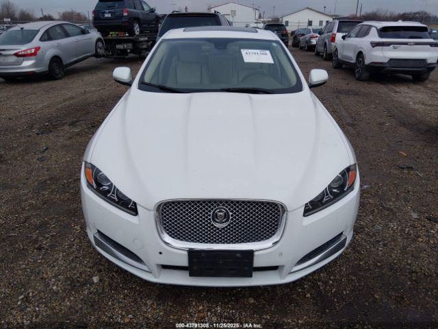 2012 JAGUAR XF SAJWA0HB9CLS40584 Photo 5
