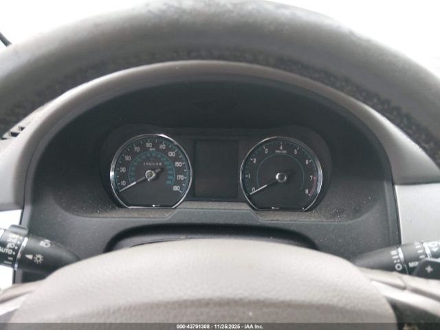 2012 JAGUAR XF SAJWA0HB9CLS40584 Photo 6