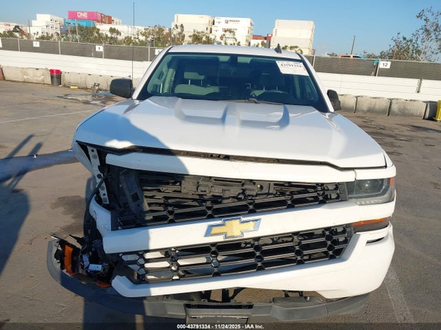 3GCPCPEH9JG453463 Chevrolet Silverado 1500 Custom