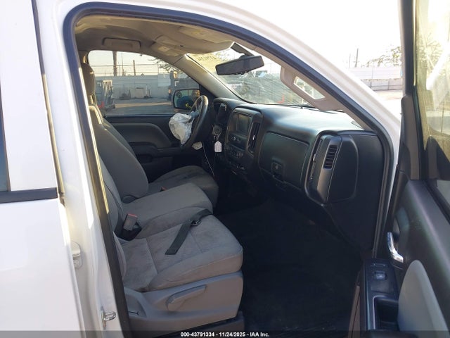3GCPCPEH9JG453463 Chevrolet Silverado 1500 Custom