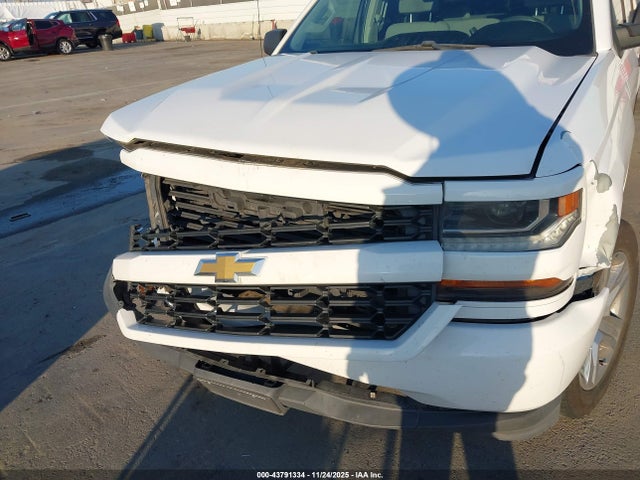 3GCPCPEH9JG453463 Chevrolet Silverado 1500 Custom