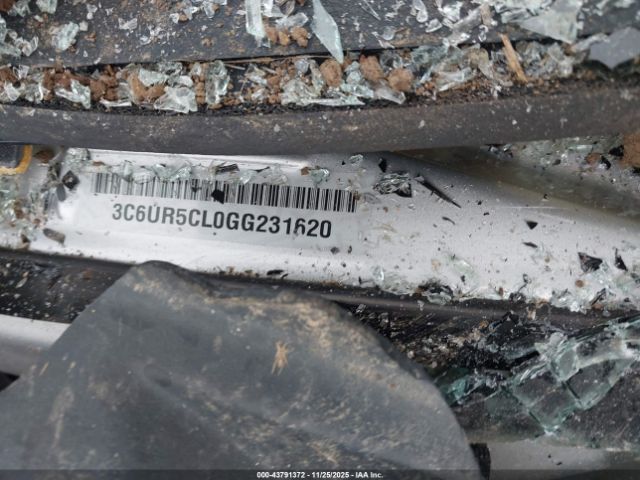 2016 RAM 2500 3C6UR5CL0GG231620 Photo 8