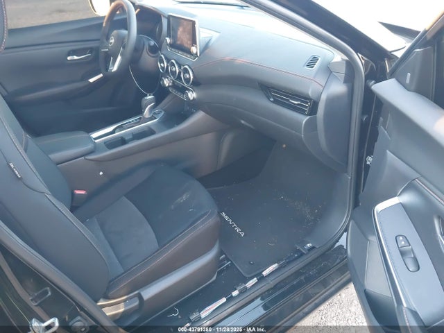 Nissan SENTRA SR 2025 3N1AB8DV0SY300068 Image 5